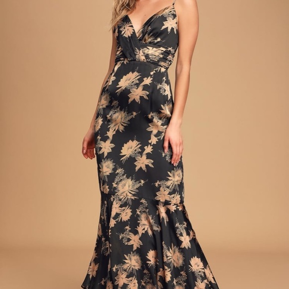 Lulus Dreaming Away Black Floral Pleated Maxi - Picture 1 of 11